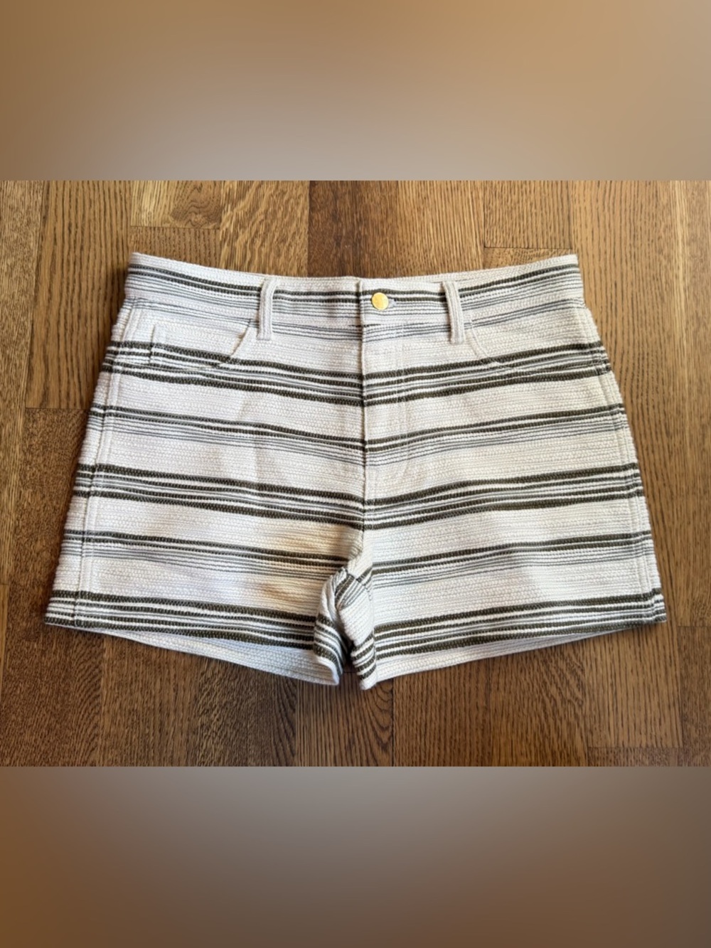 NWOT Madewell Textured Striped Shorts in White and Green - 28